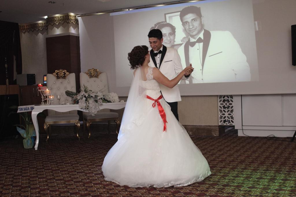 Sivas Revag Otel ภายนอก รูปภาพ